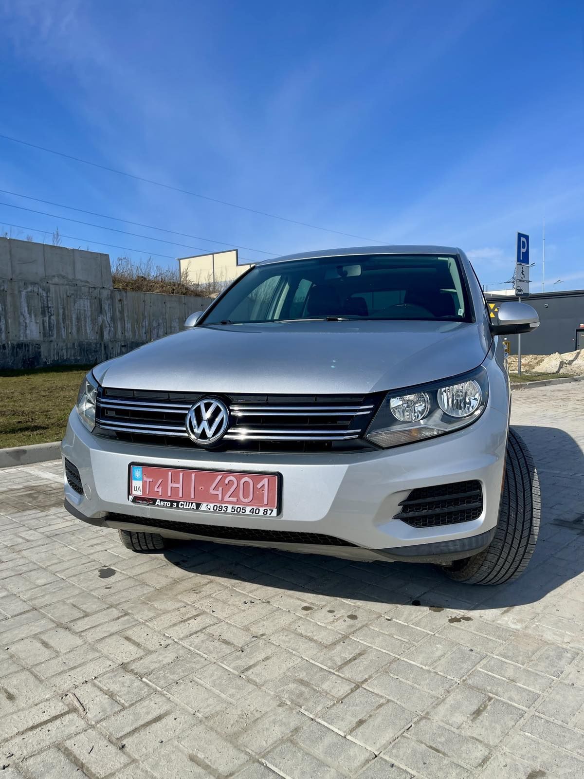 Автомобіль Tiguan