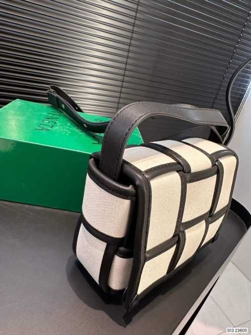 Torebka damska torba Bottega Veneta 555-31-1