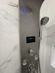 Coluna de Duche com Hidromassagem em Inox