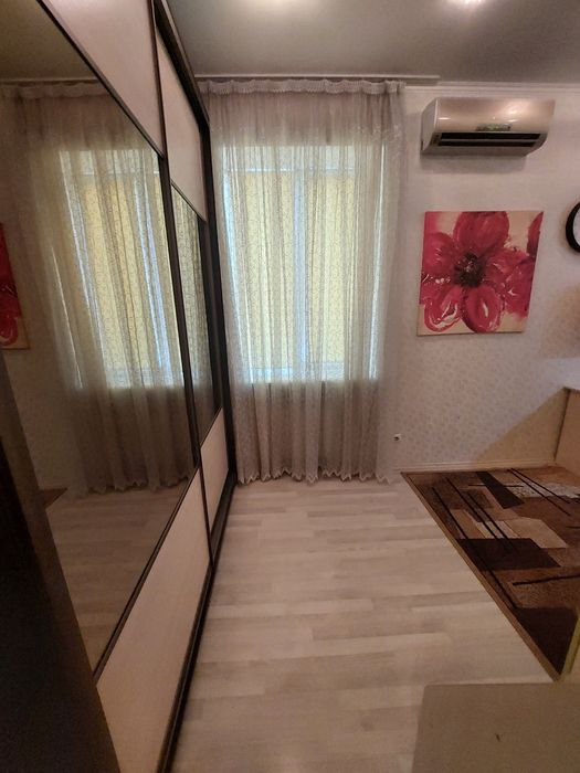 Сдается 2 комн квартира Центр города Вознесеновский район