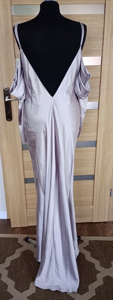 ASOS Srebrnoszara sukienka maxi 40 z odkrytymi ramionami wesele druhna
