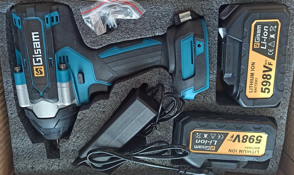 Klucz udarowy Gisam 1800 z 2x aku 4Ah