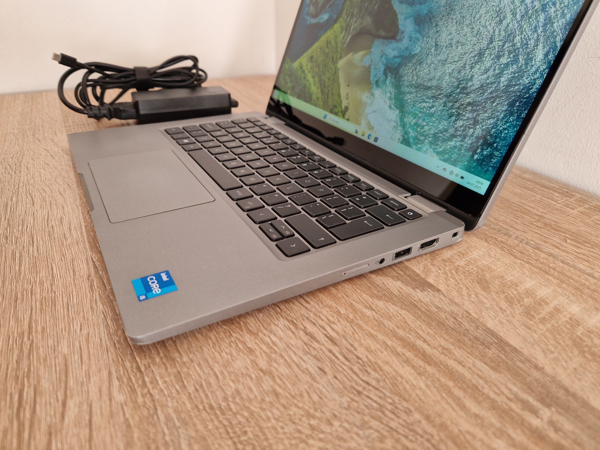 Dell latitude 5320 i5 11gen 8GB ram 256GB nvme dotyk laptop lenovo hp