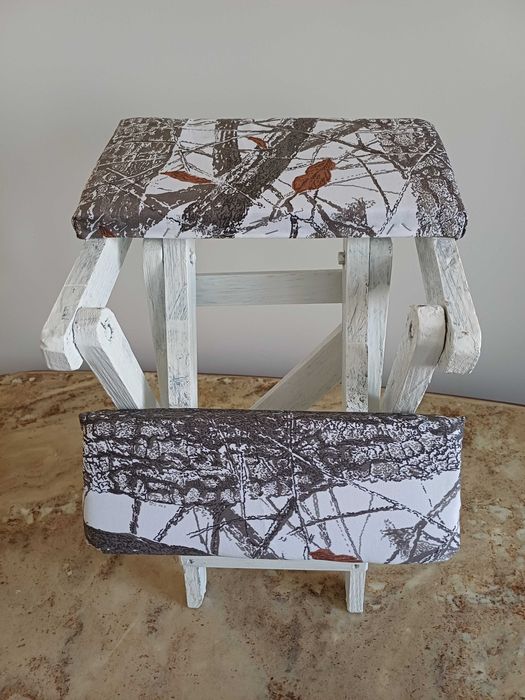 Стілець складний