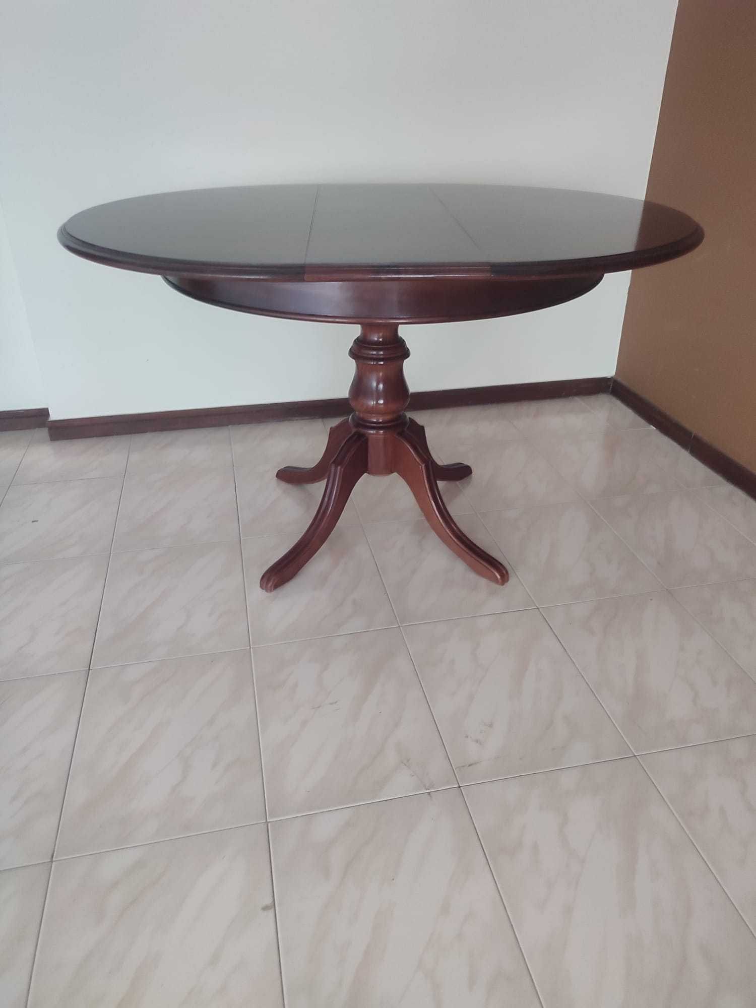 Mesa redonda com extensão de 34 cm