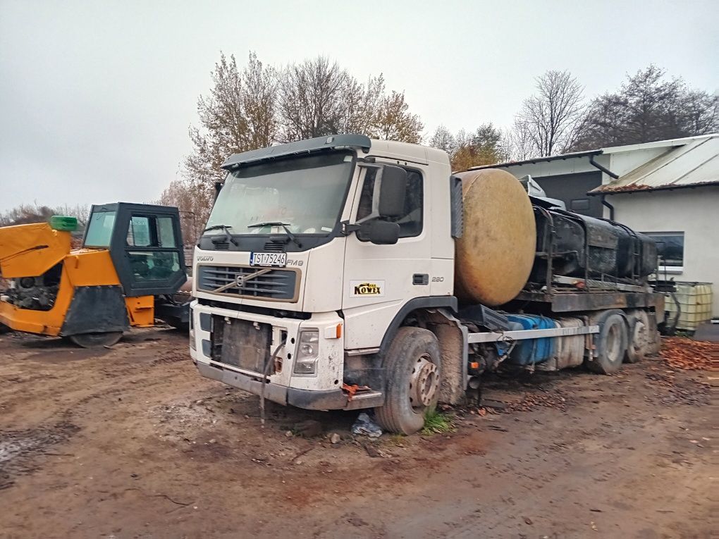 Volvo fm9 6x2 specjalny