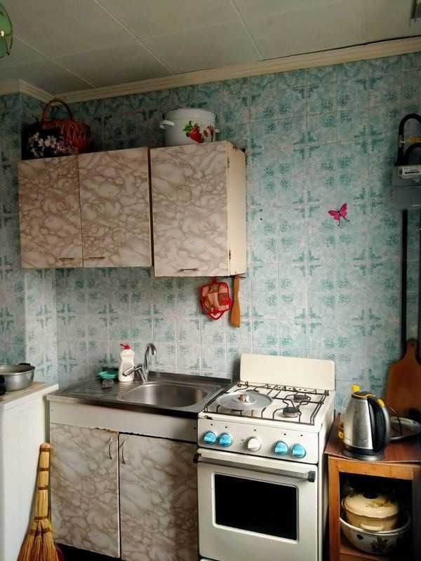Срочно продам 2 комнатную квартиру 10 минут от м. Индустриальная.
