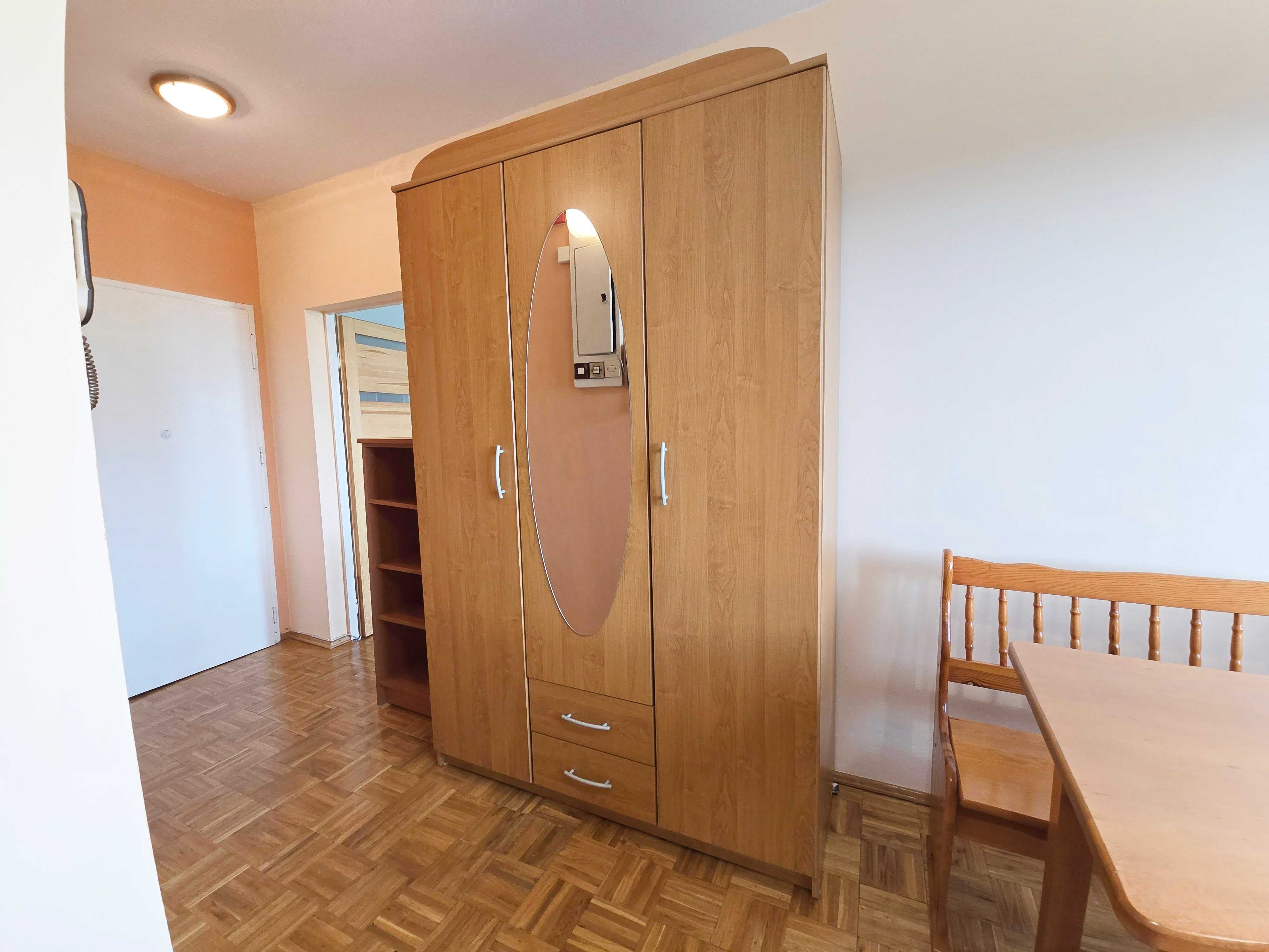 Duża kawalerka (35 m2) na wynajem - Osiedle Młodych w Świdnicy