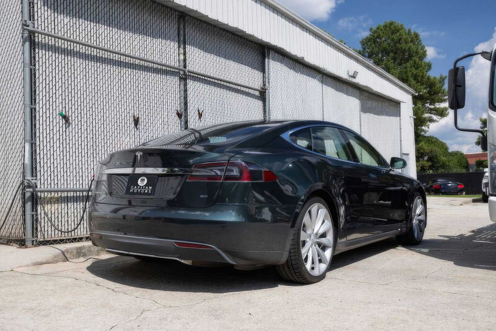 Tesla Model S 85      2014