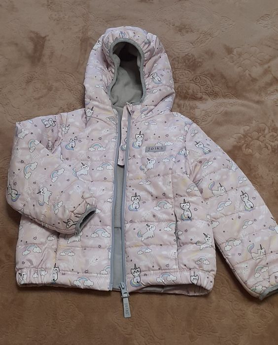 Куртка демісезонна на дівчинку 3-4 рочки