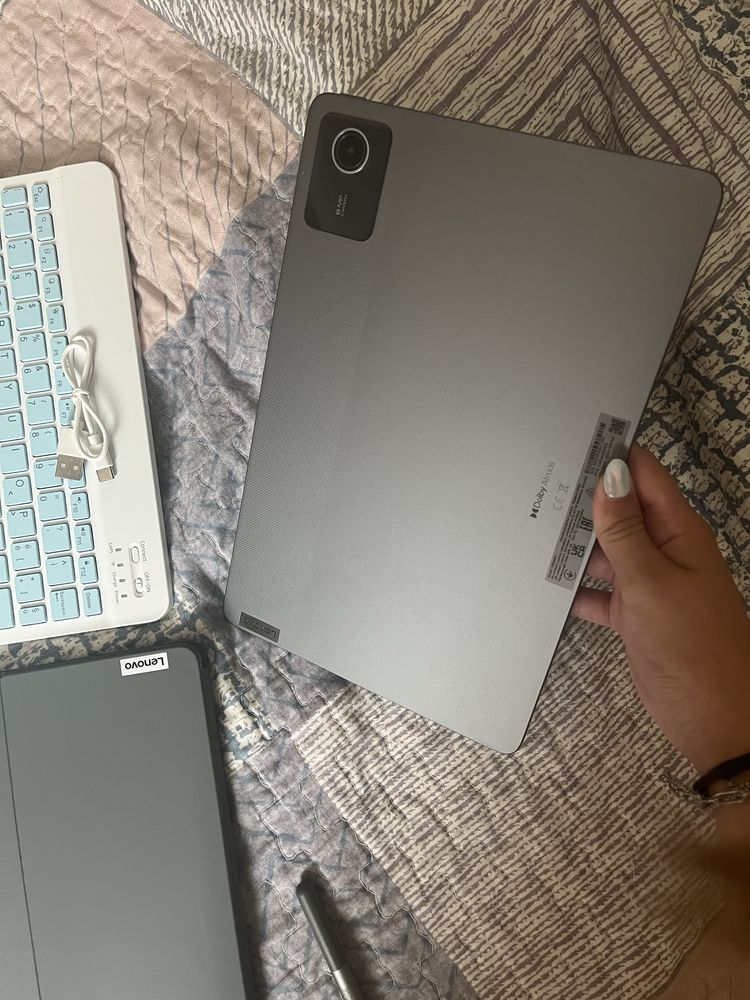 Lenovo tab M11 128GB / 8RAM + acessórios