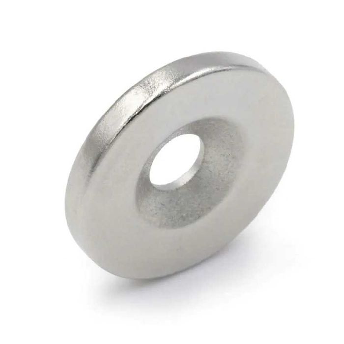 MAGNES neodymowy z otworem pod wkręt 12x3mm okrągły, walcowy 10 szt