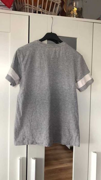 Szary tshirt dla chłopca