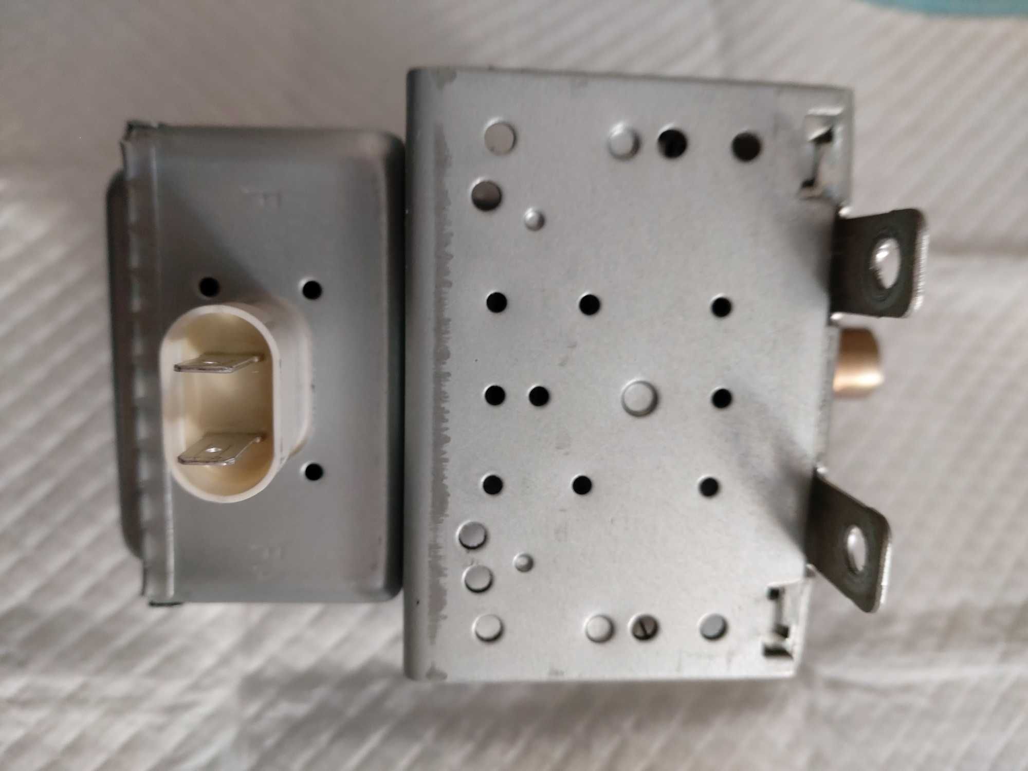 Generator mikrofal, Magnetron, Panasonic 2M244 M23