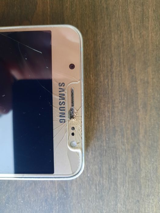 Телефон Samsung на 2 картки