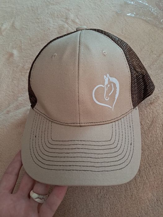 Czapka z daszkiem Koń Nowa