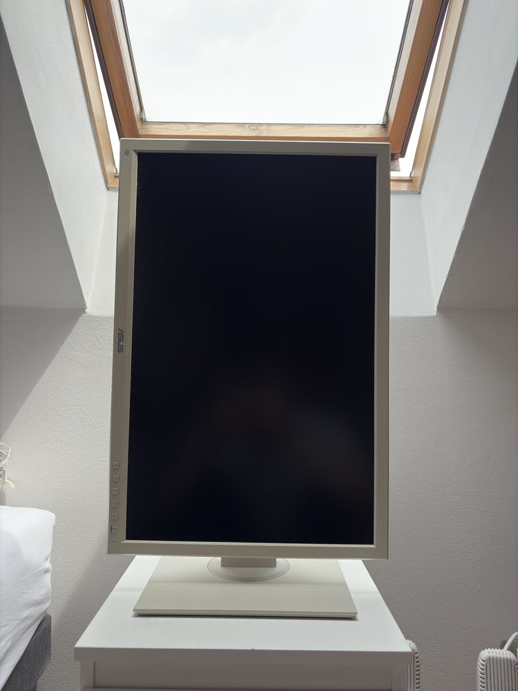 Monitor Asus bialy