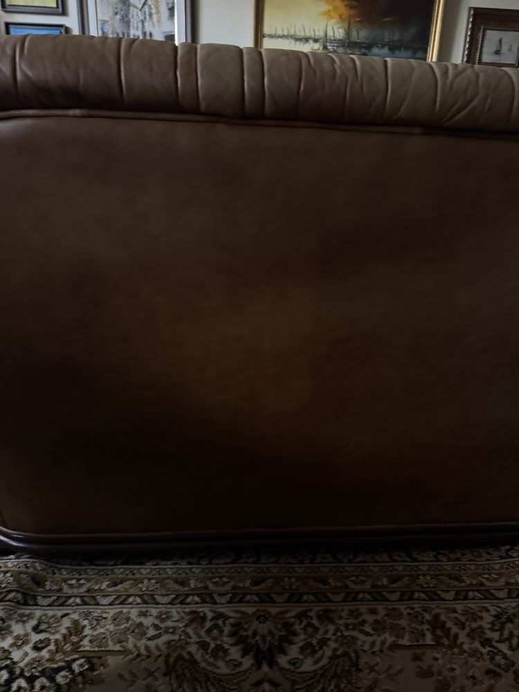 Conjunto de Sofas em Pele