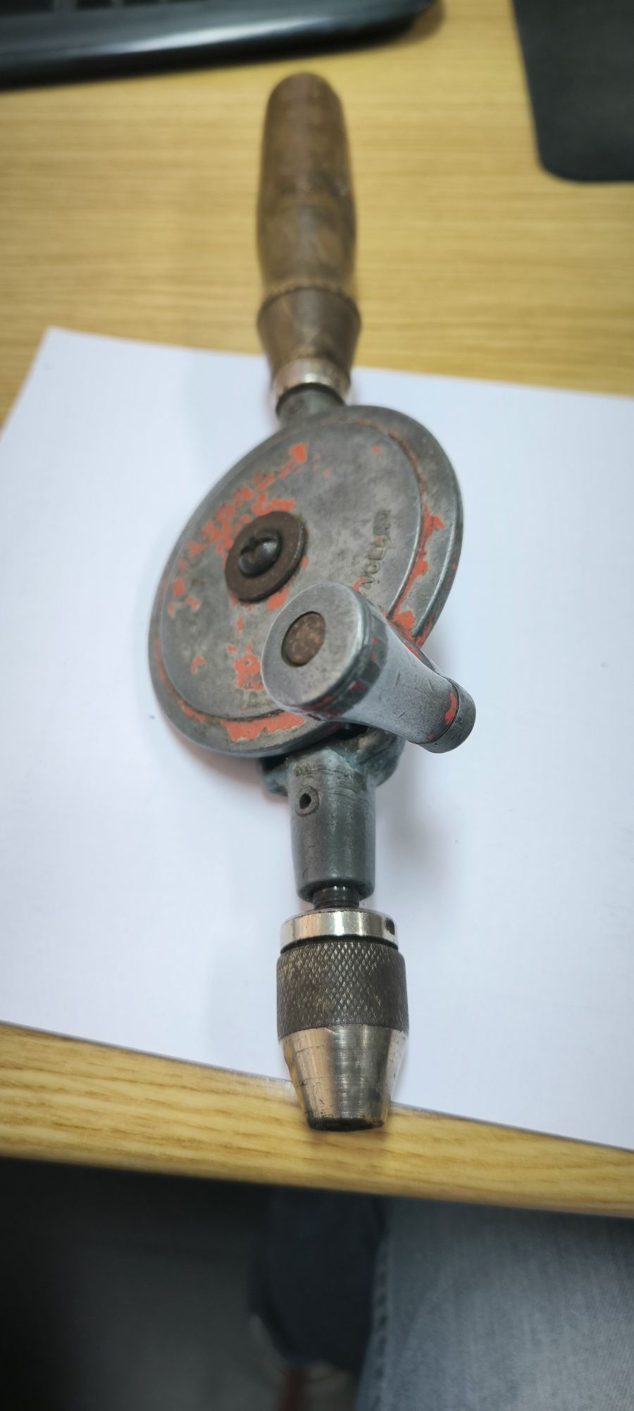 Máquina de furar