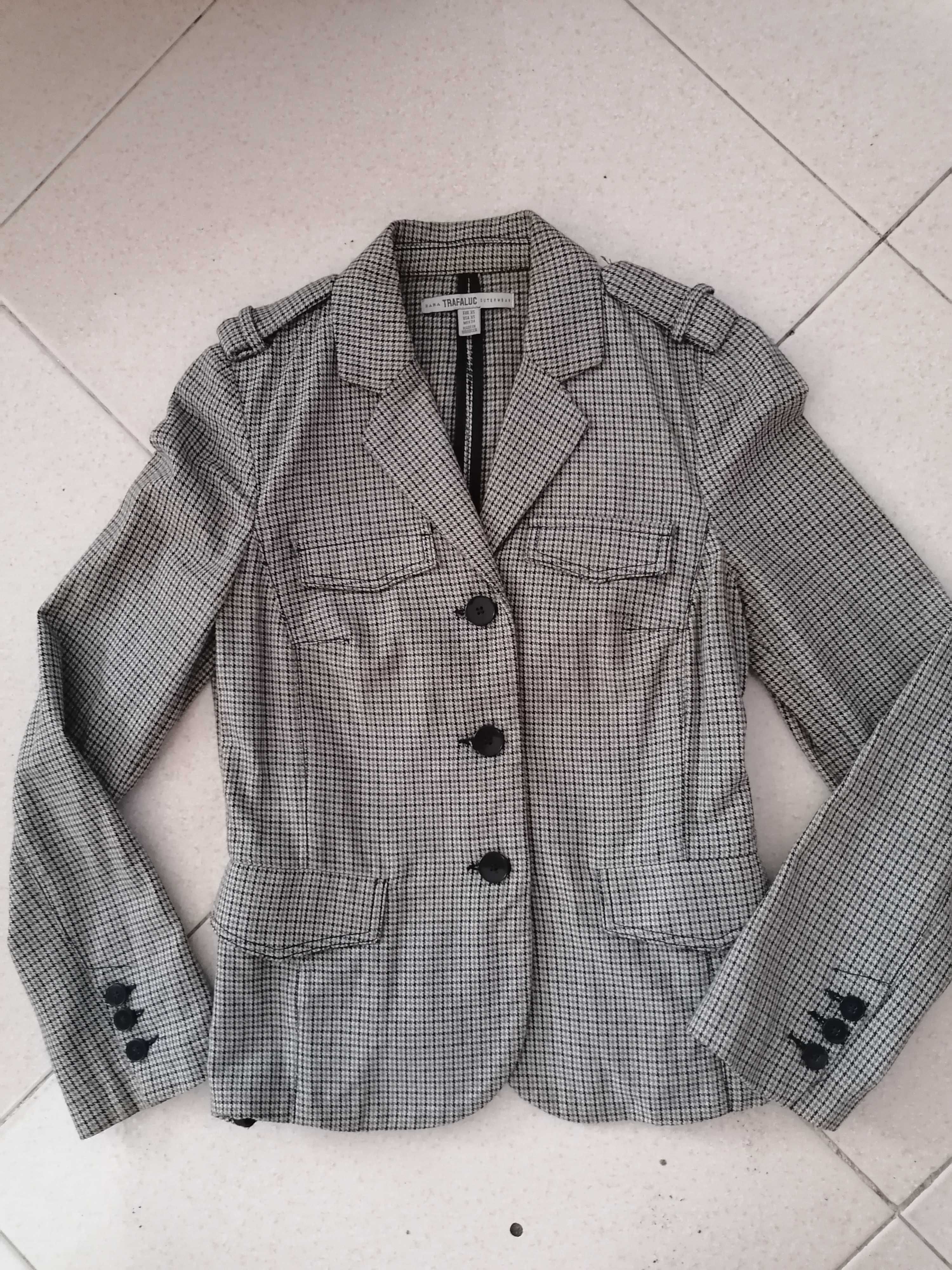 Blazer axadrezado da Zara, tamanho Xs