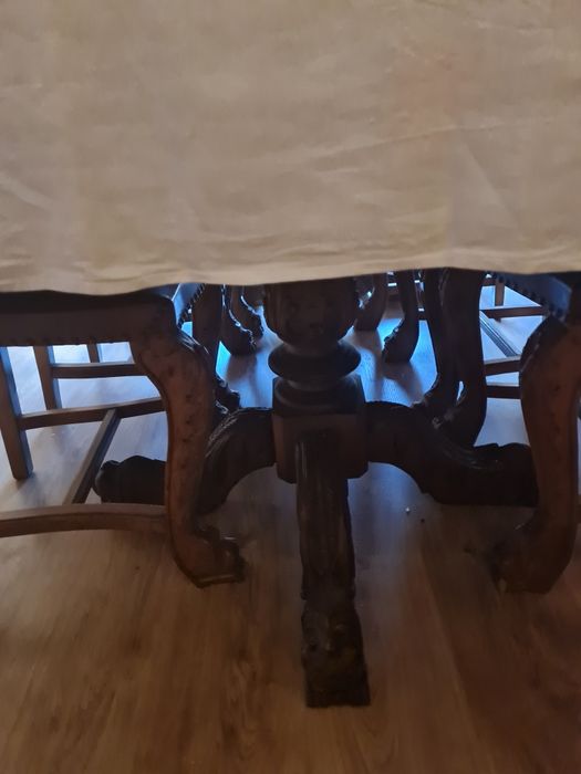 Mesa e instante antiguidade