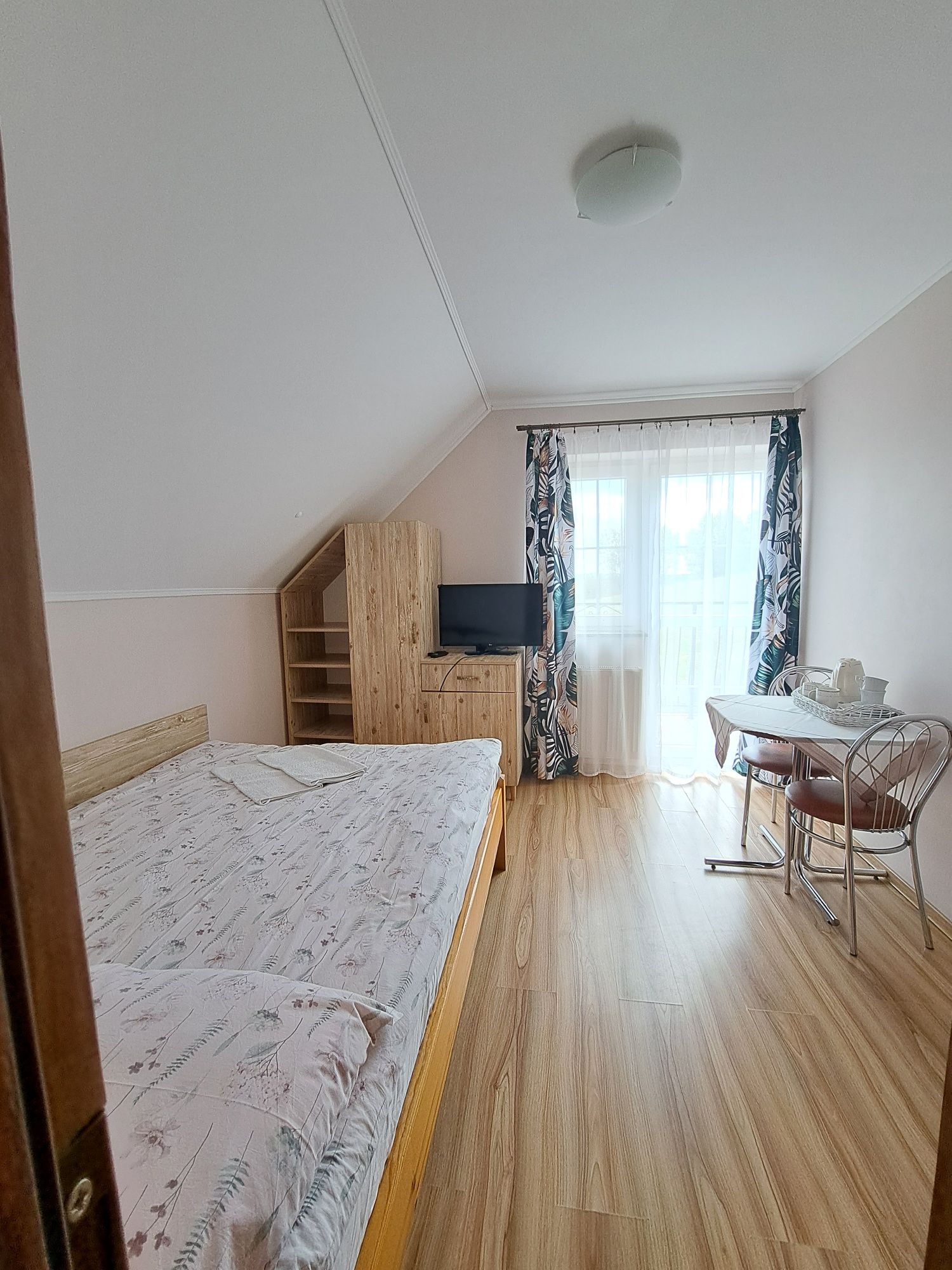 Pokój 2 os z balkonem, noclegi Polańczyk