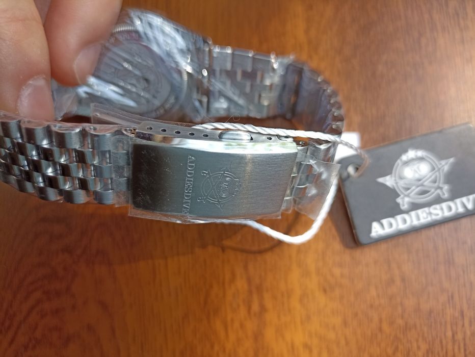 Часы AddiesDive AD2073