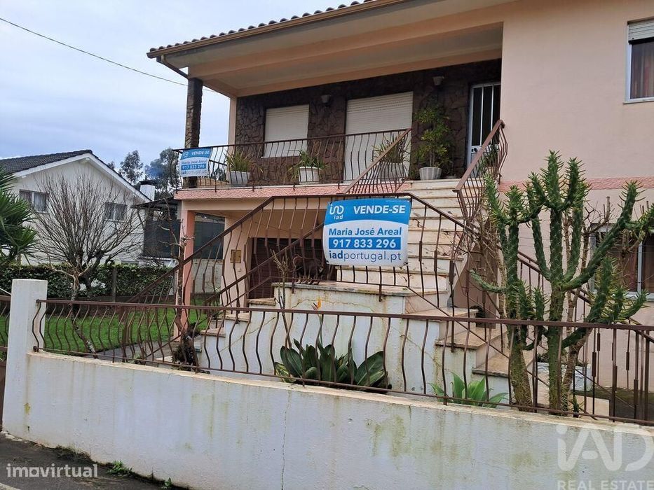 Casa / Villa T4 em Campos e Vila Meã de 254,00 m2