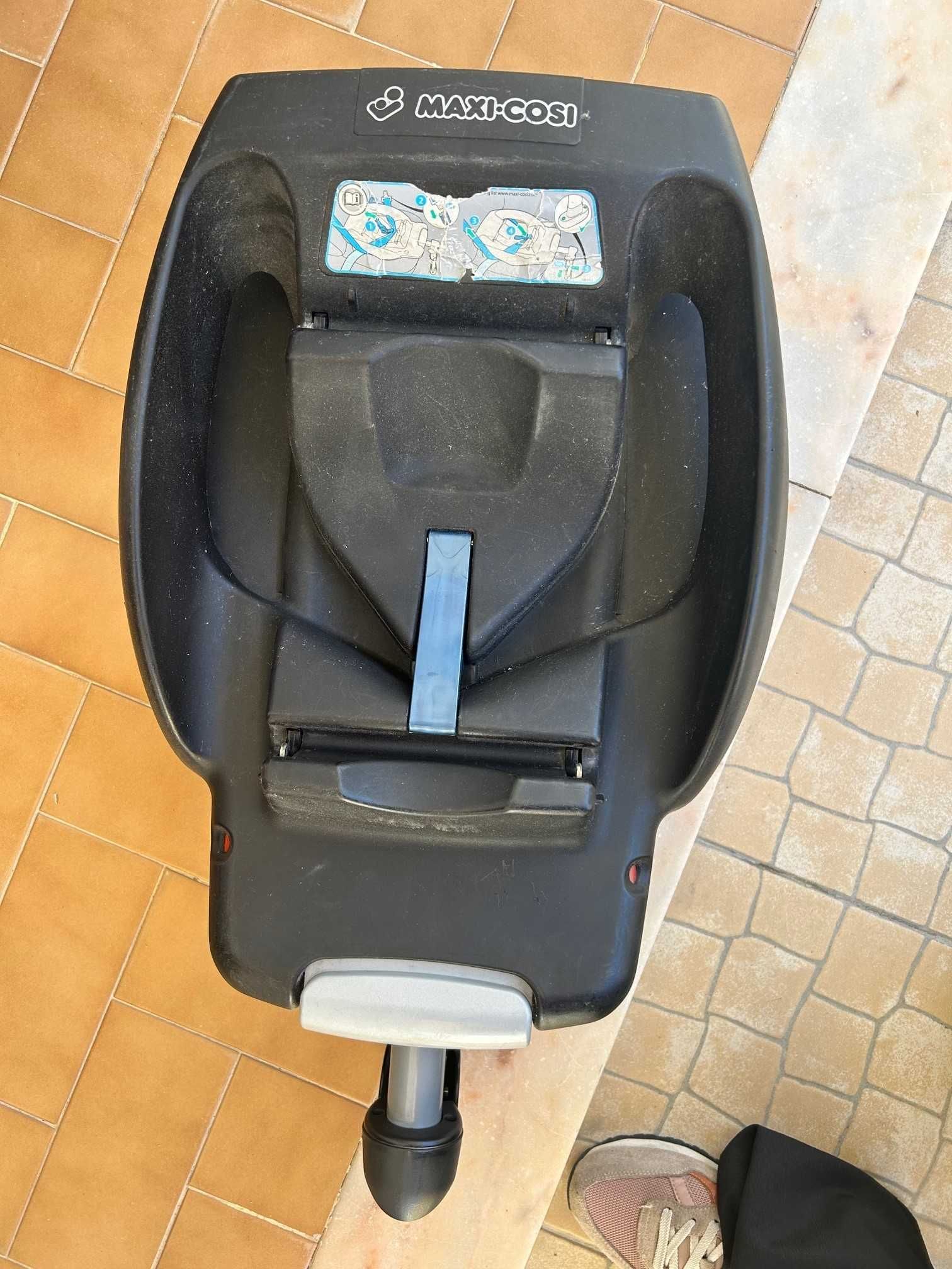 Base Maxi-Cosi para automóvel