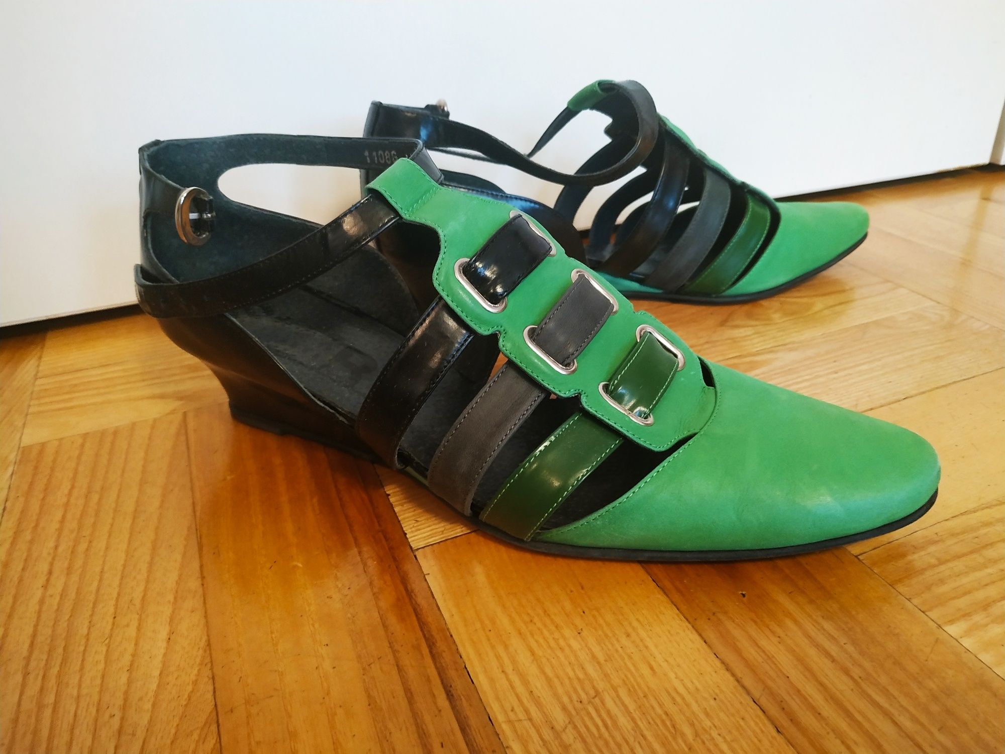 Buty Swear London rozmiar 41, dł. wkładki 27 cm