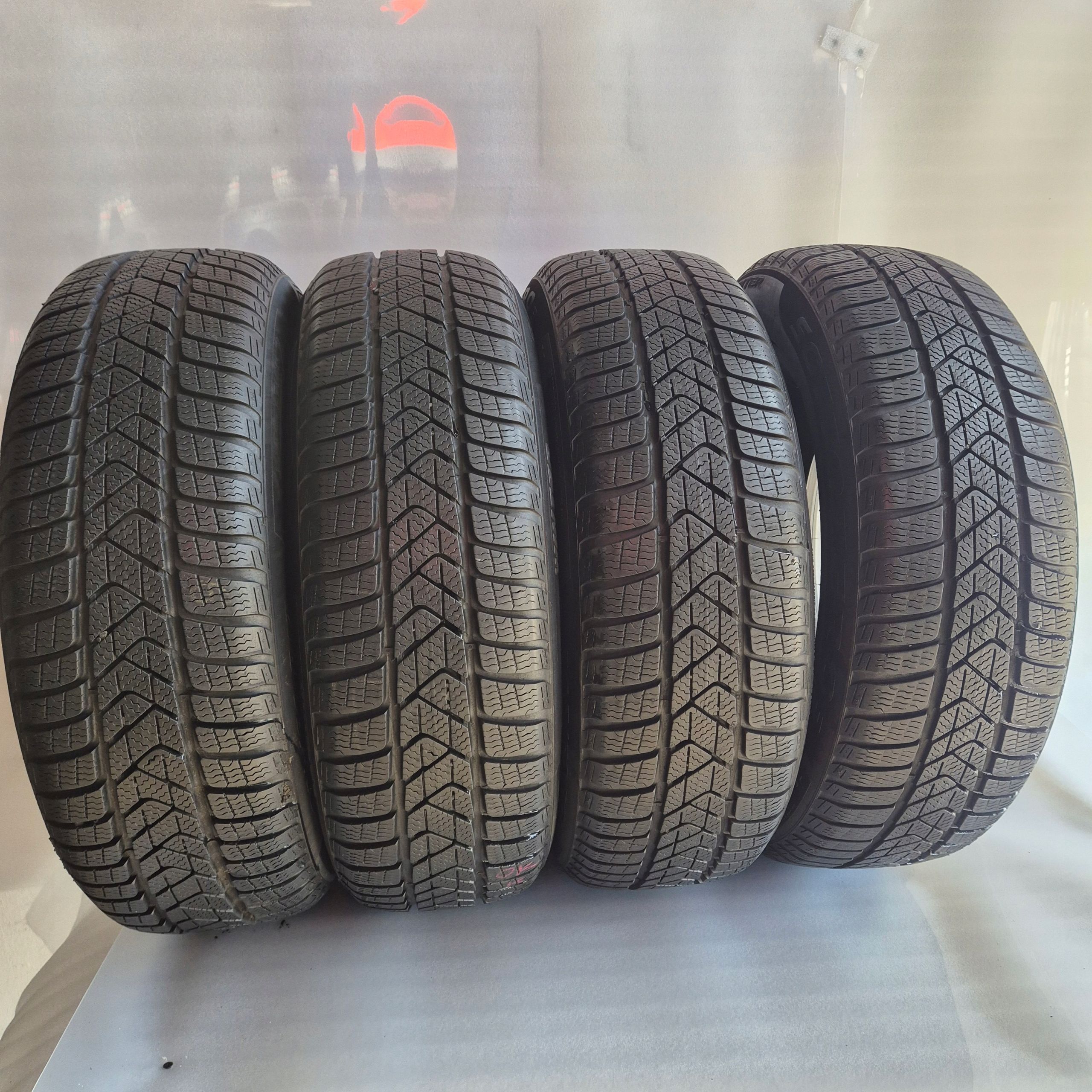 4x 205/60 R17 93H pirelli winter sottozero 3 7 7.5mm