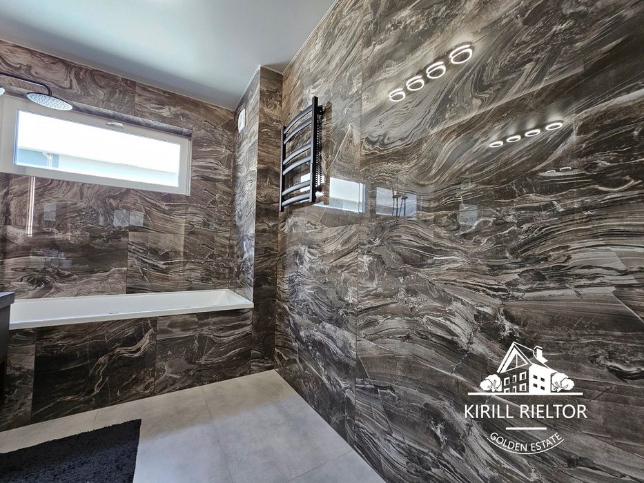 В  городке "Золотые Ключи"  продается новый таунхаус с ремонтом