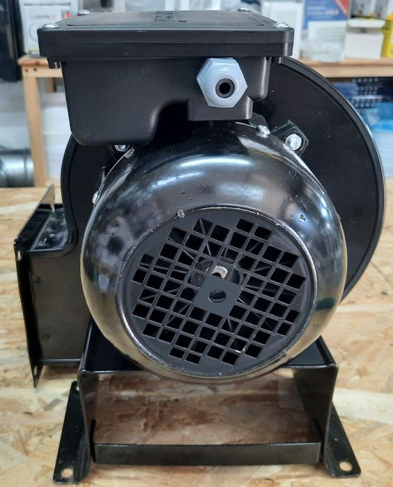 Відцентрований вентилятор Dundar CM 16.2  радіальний