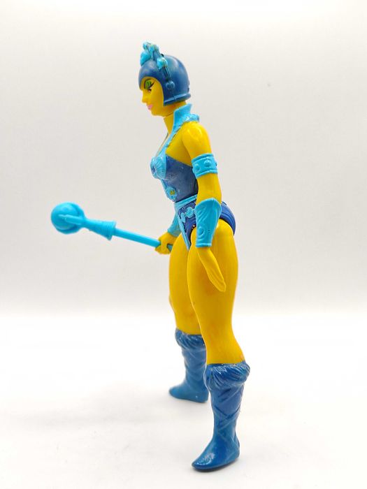 Evil Lyn Masters of the Universe 1981 He-man MOTU Mattel