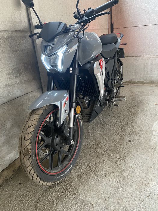 Продам Lifan sr220-4V