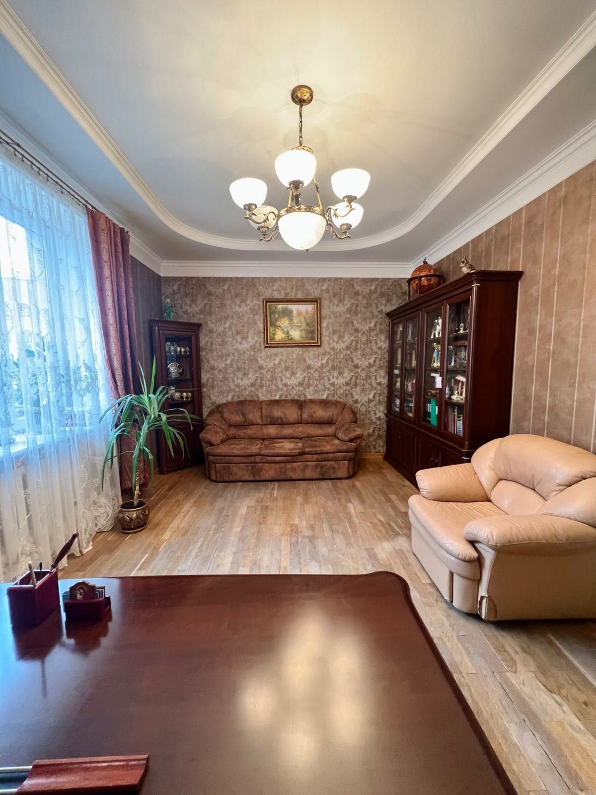 Продаю добротний будинок