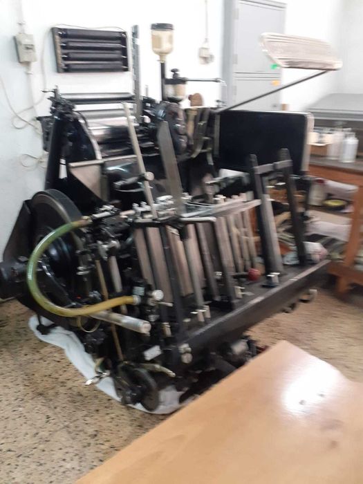 Máquinas de gráfica - para desocupar