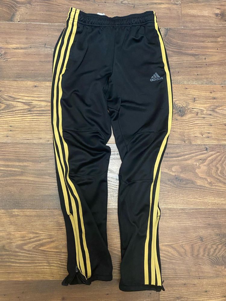 Adidas spodnie dresowe 152