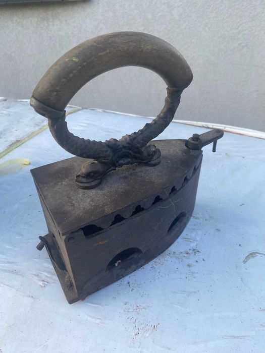 Stare zabytkowe żelazka