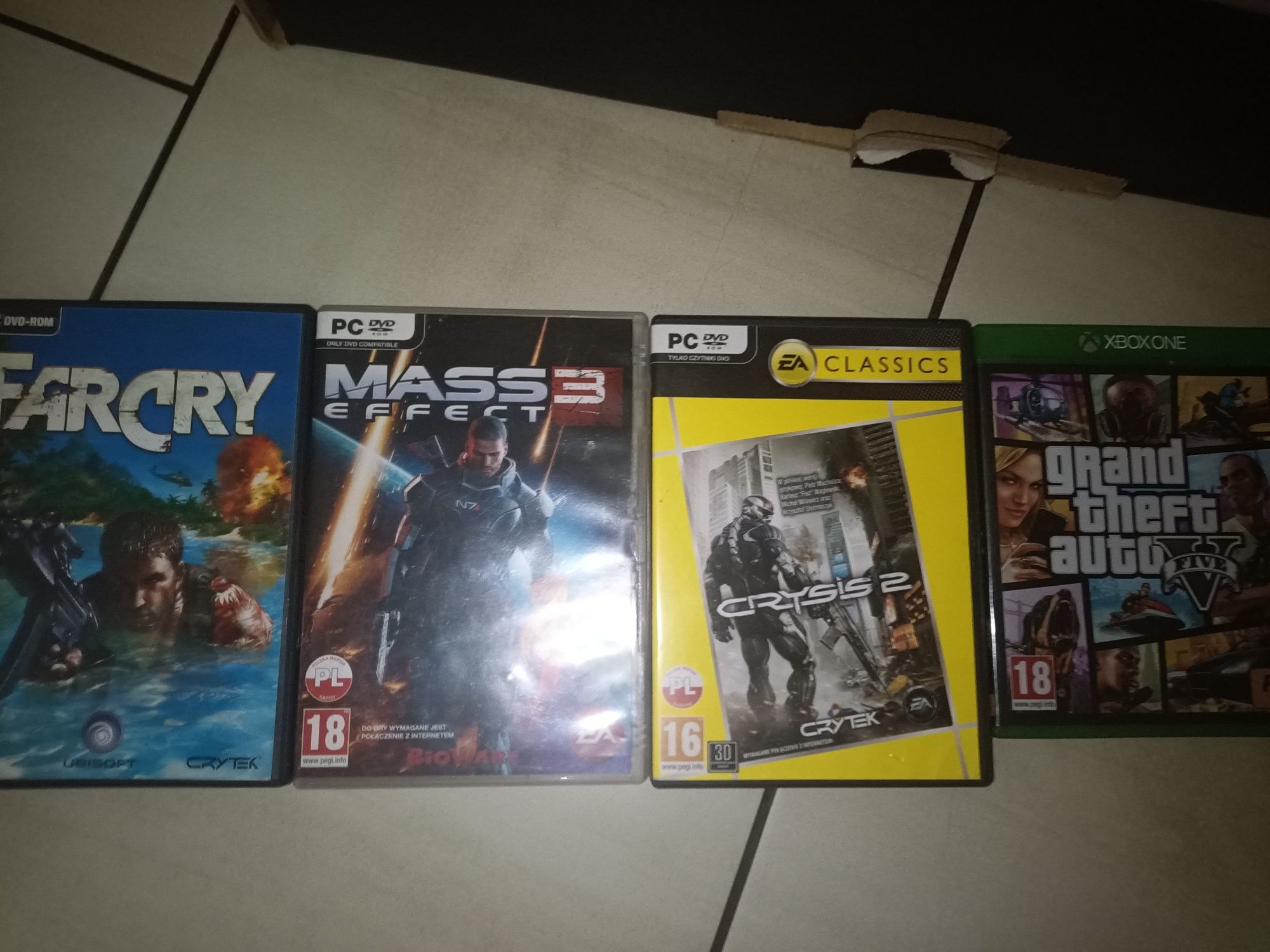 Odkryj Świat Wspaniałych Gier na Płytach CD - PC i Xbox!