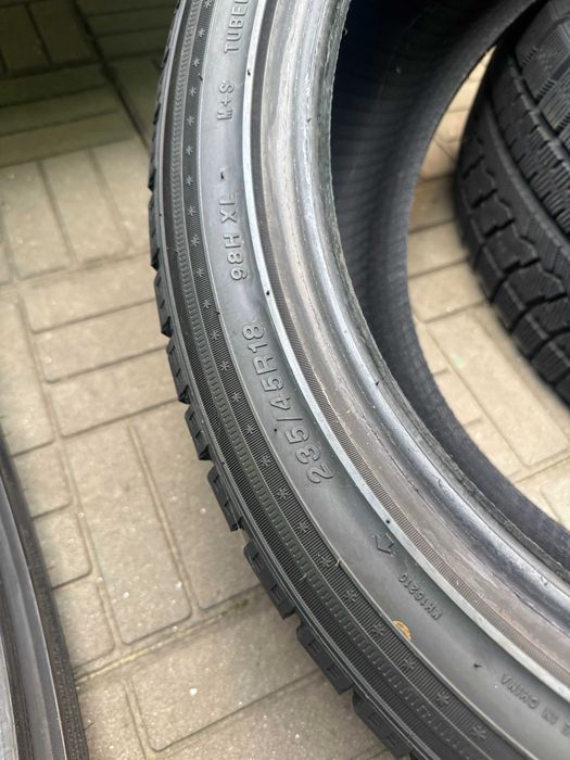 Шини резина Sailun Ice Blazer Arctic зима 235/45 R18 2023 500км.пробіг