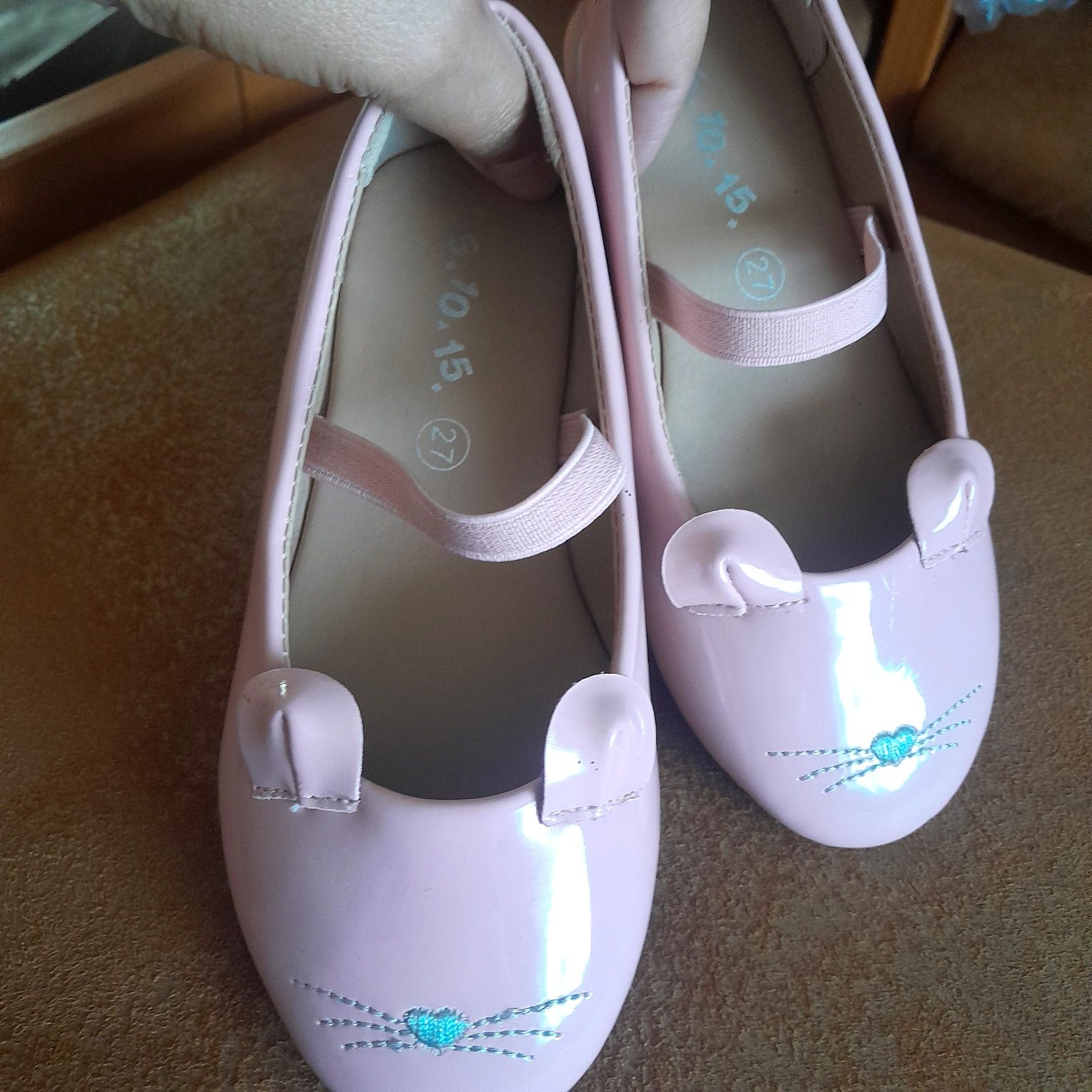 Pantofelki r.27 nowe