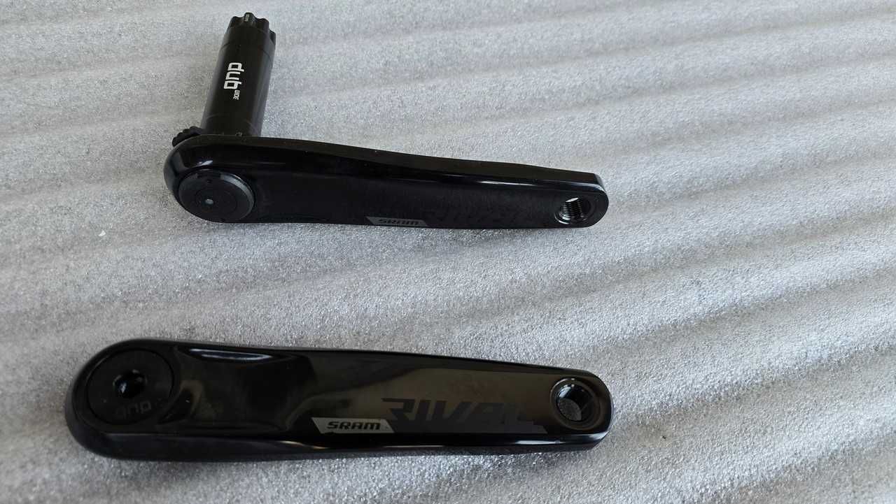 Шатуни з вимірювачем потужності SRAM Rival DUB AXS Quarq power meter