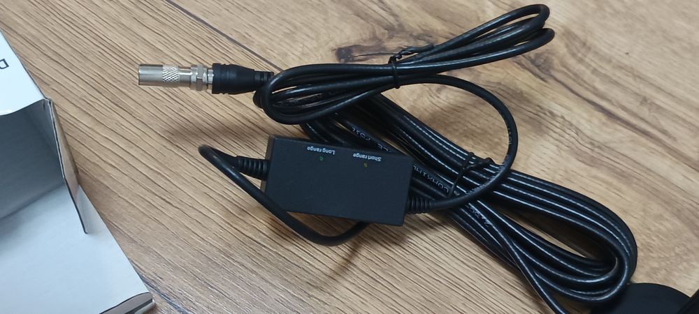 Antena telewizyjna HDTV 4K ze wzmacniaczem mocna