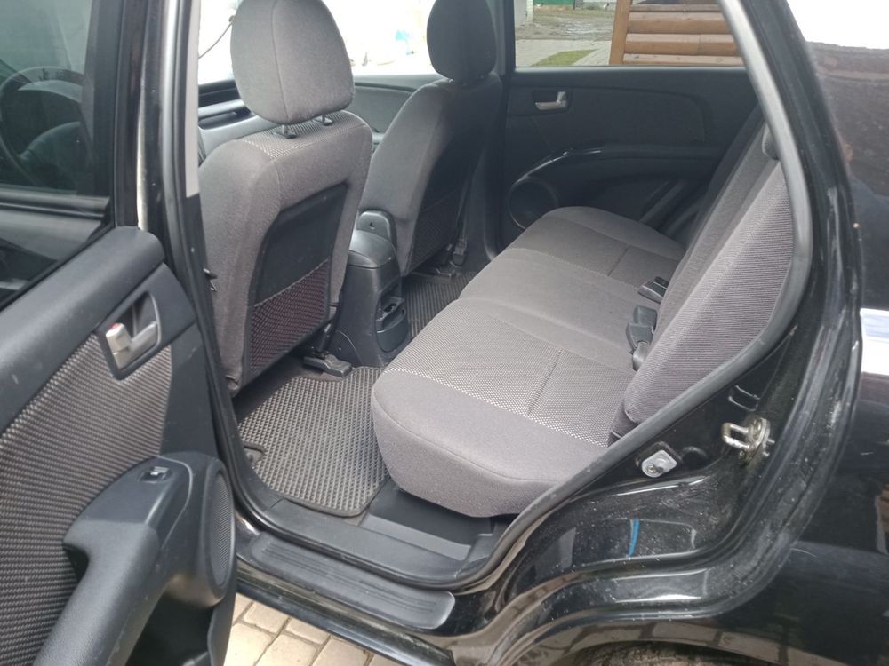 Продам Kia Sportage JE 2