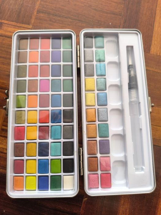 Caixa de aquarela 70 cores