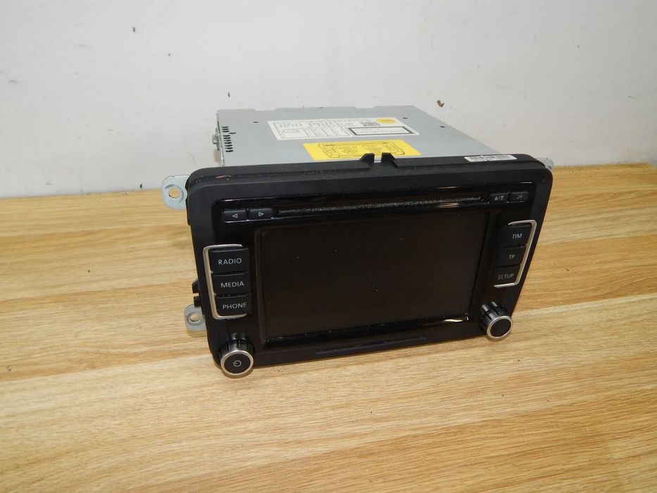 Radio fabryczne VW Tiguan 5N golf touran passat Seat Skoda 07-16 Łuków części
