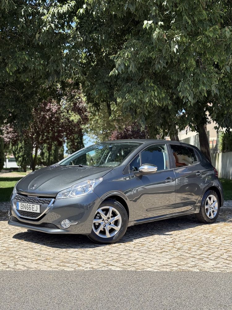 Peugeot 208 1.2 vti style
