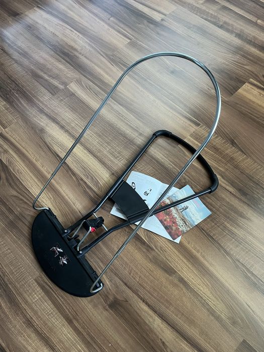 Espreguiçadeira de bébé Babybjorn + brinquedo