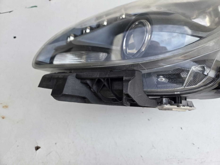 Farol Lado Esquerdo - Alfa Romeo Giulietta 940